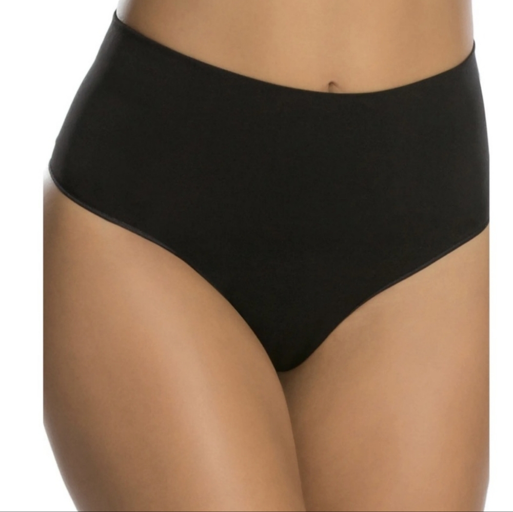NWT SPANX Everyday Shaping Panty Thong Women's Large
